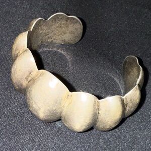 Sterling Silver Cuff Bracelet MEXICO SIGNED 925 49g solid sterling VINTAGE